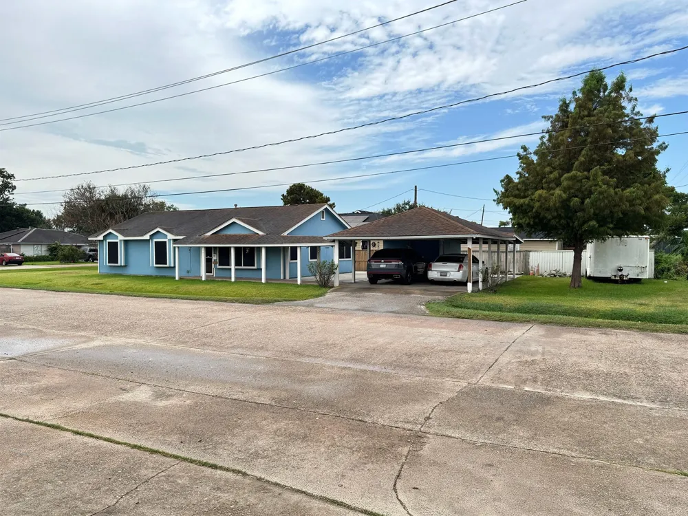 601 Illinois Street South Houston, TX 77587