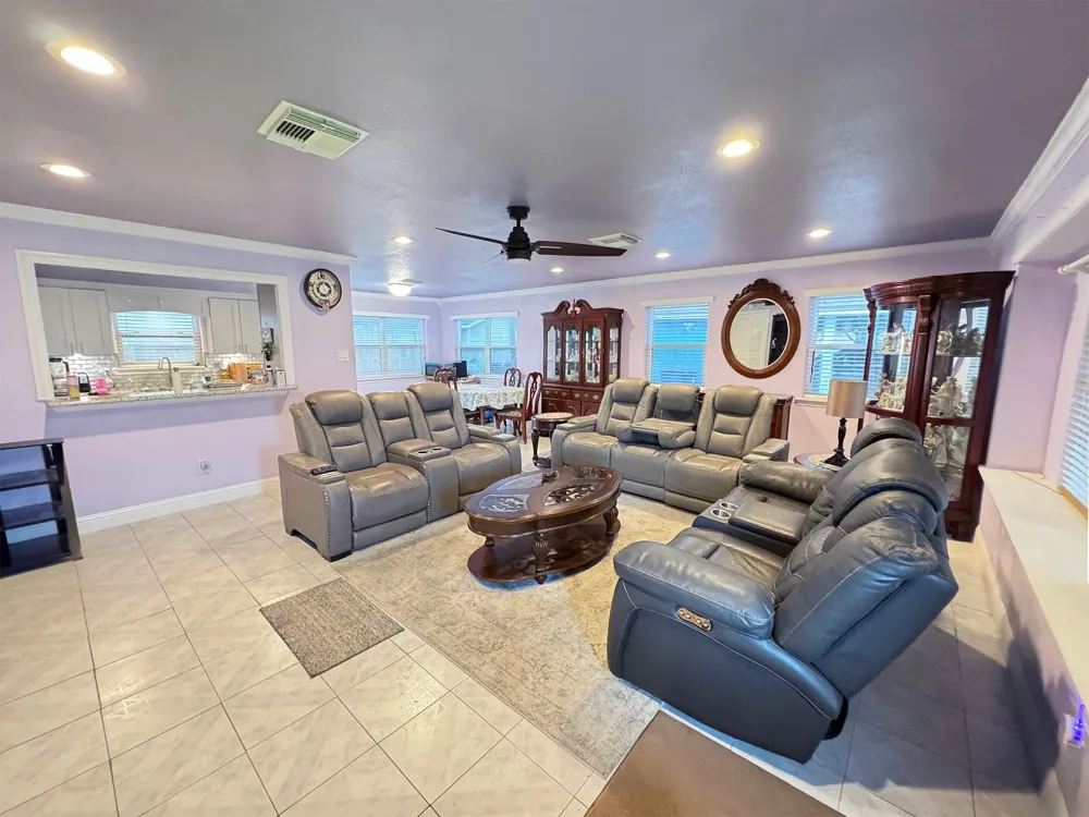 601 Illinois Street South Houston, TX 77587