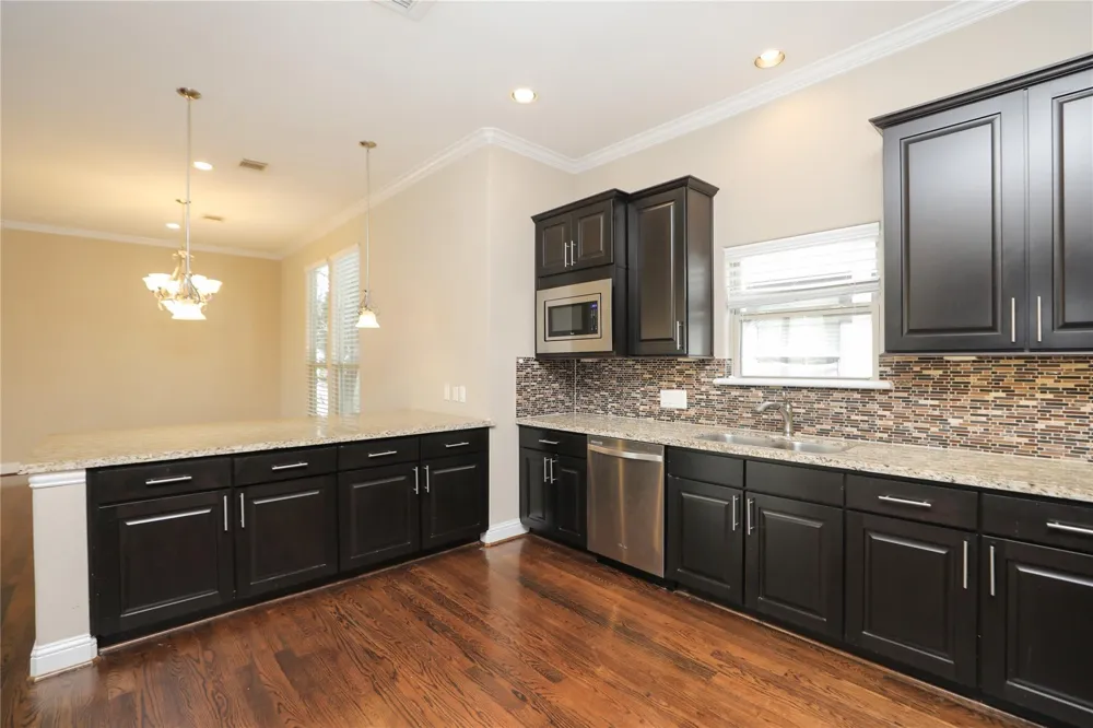 1610 Knox Street #B Hockley, TX 77007