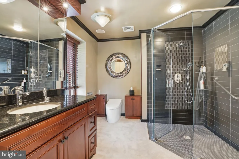 1035 WRIGHT DRIVE Huntingdon Valley, PA 19006