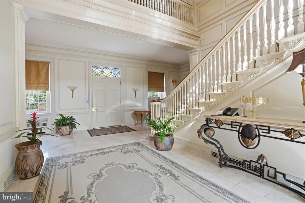 1035 WRIGHT DRIVE Huntingdon Valley, PA 19006