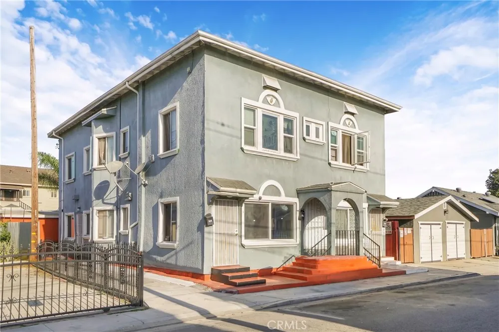 1071 Almond Court Long Beach, CA 90813