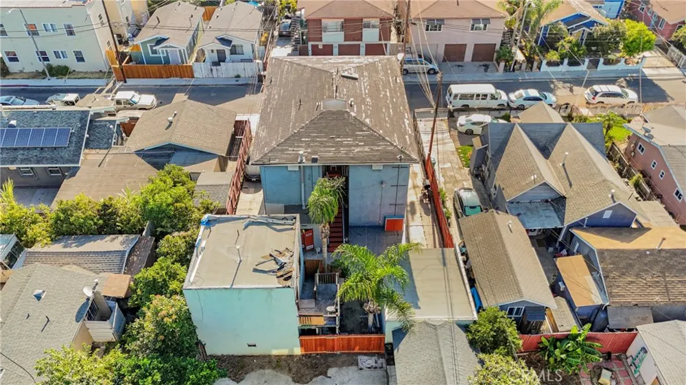 1071 Almond Court Long Beach, CA 90813