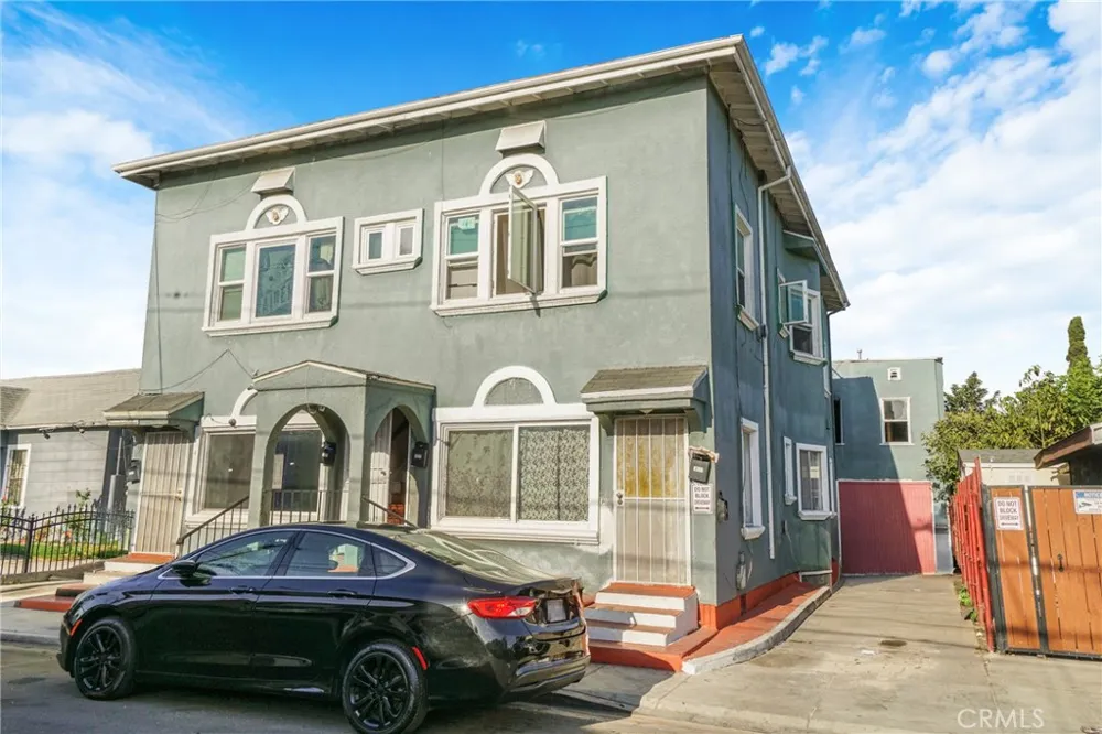 1071 Almond Court Long Beach, CA 90813