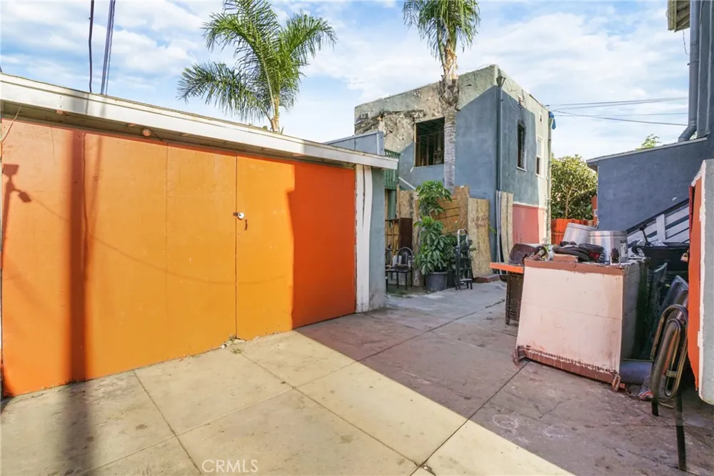 1071 Almond Court Long Beach, CA 90813