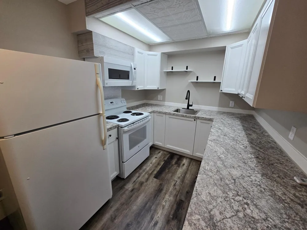 1221 Madison Avenue #215 Detroit Lakes, MN 56501