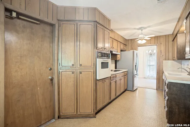 3619 WINDGAP DR San Antonio, TX 78230