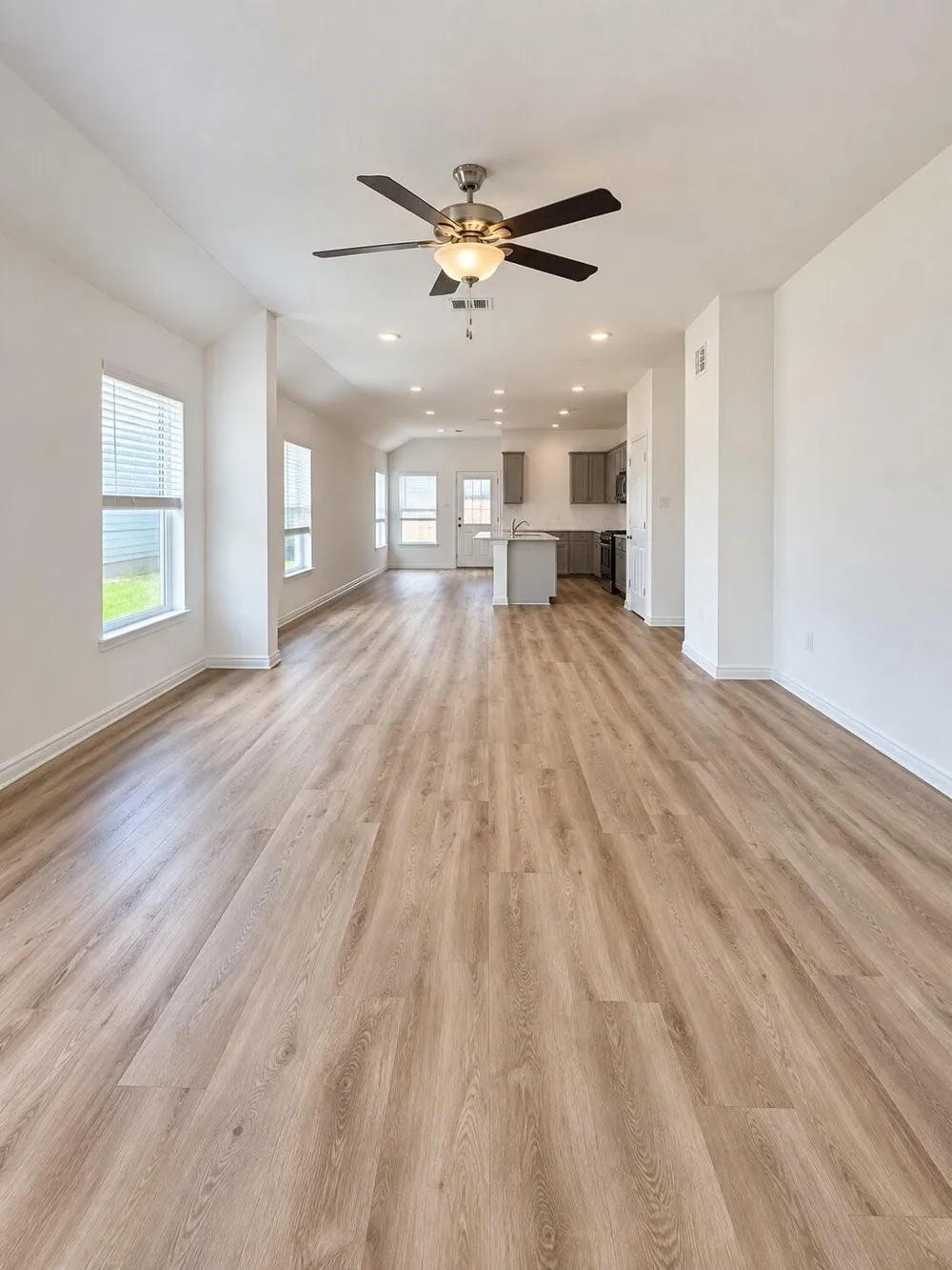 507 Oak Chase Avenue Dayton, TX 77535