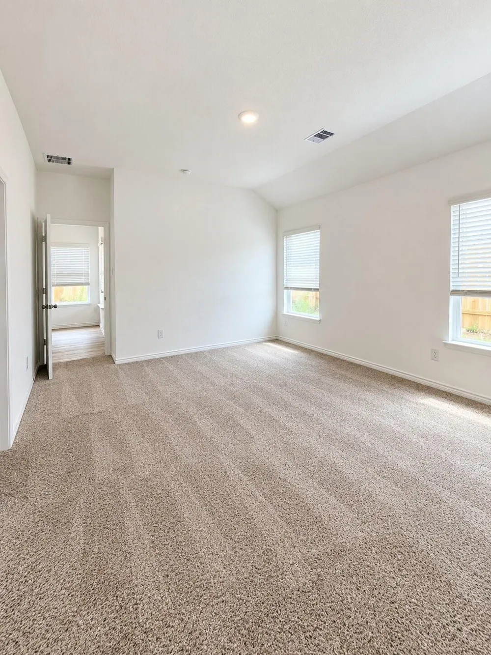 507 Oak Chase Avenue Dayton, TX 77535