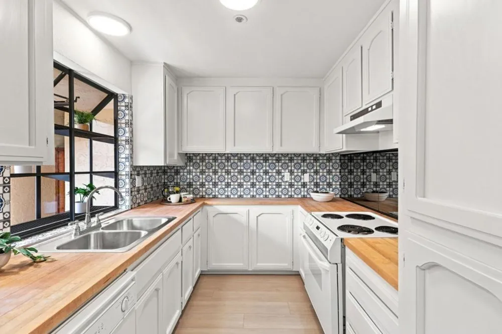722 Ramona Street Palo Alto, CA 94301