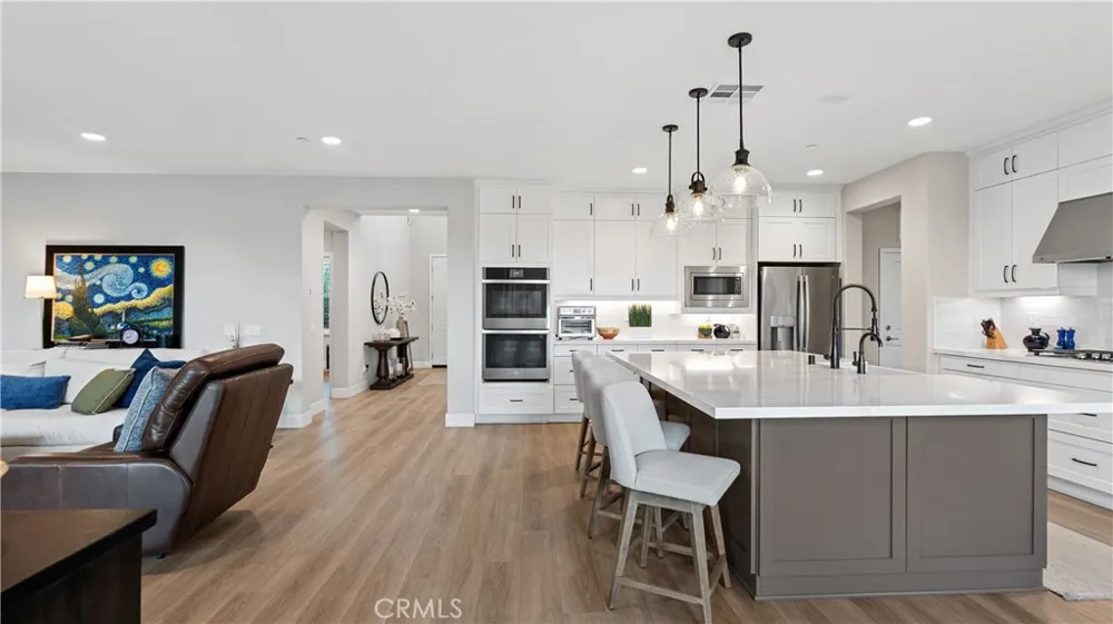 25041 Aspen Falls Canyon Country, CA 91387