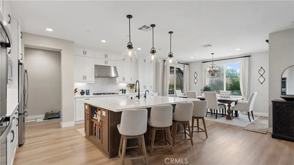 25041 Aspen Falls Canyon Country, CA 91387