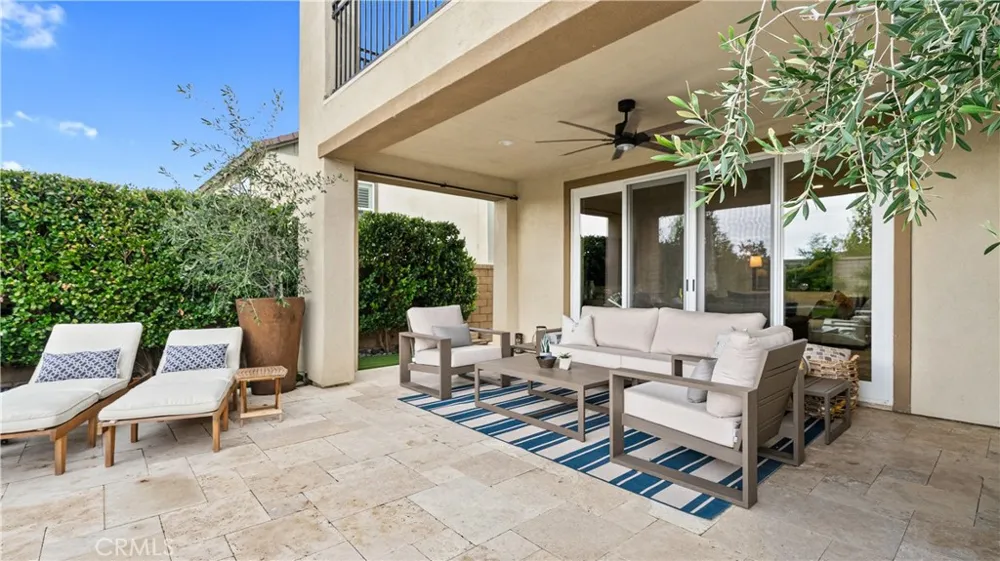 25041 Aspen Falls Canyon Country, CA 91387