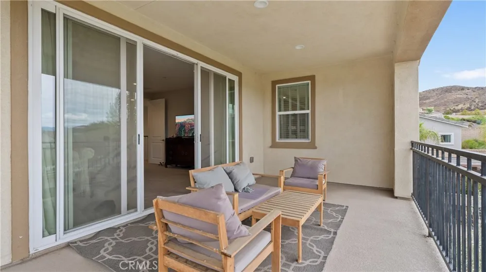 25041 Aspen Falls Canyon Country, CA 91387