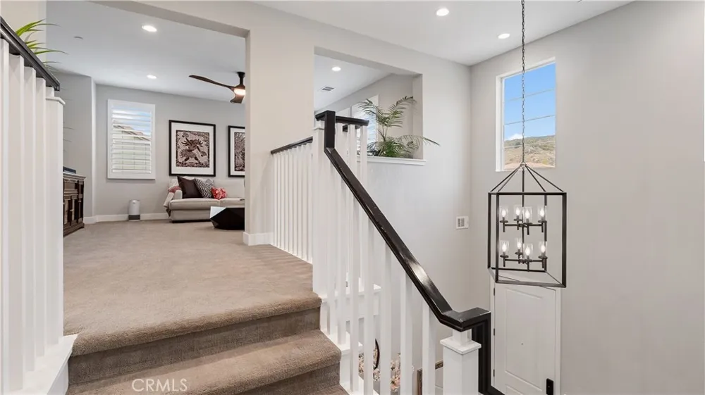 25041 Aspen Falls Canyon Country, CA 91387