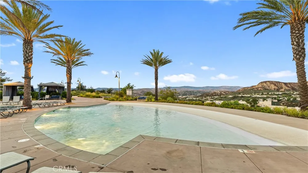 25041 Aspen Falls Canyon Country, CA 91387