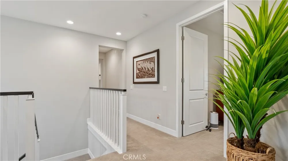 25041 Aspen Falls Canyon Country, CA 91387