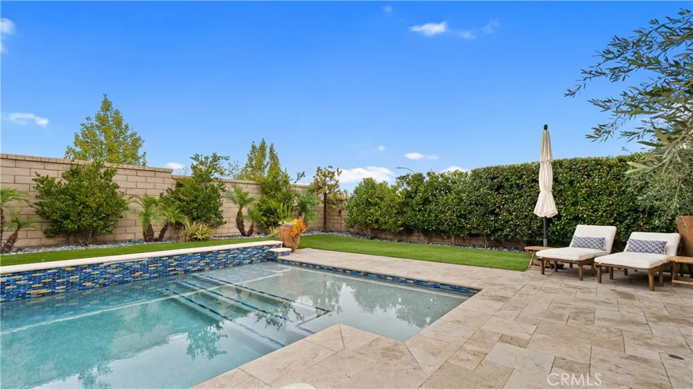 25041 Aspen Falls Canyon Country, CA 91387