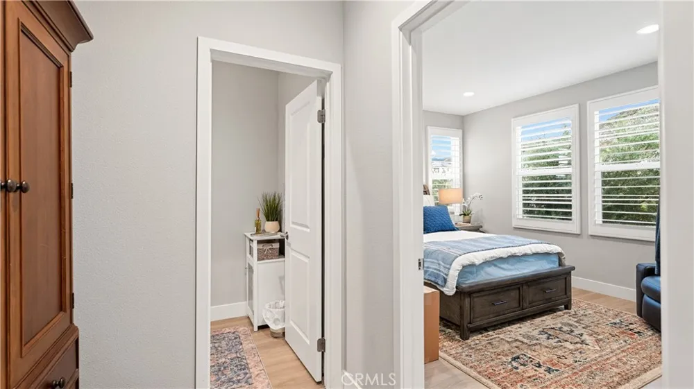 25041 Aspen Falls Canyon Country, CA 91387