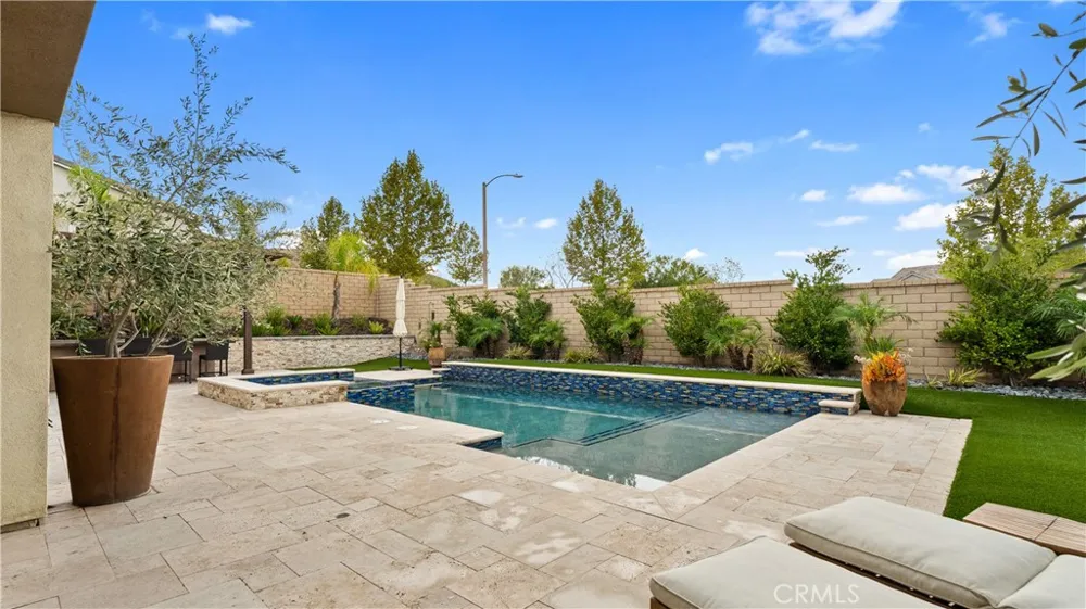 25041 Aspen Falls Canyon Country, CA 91387