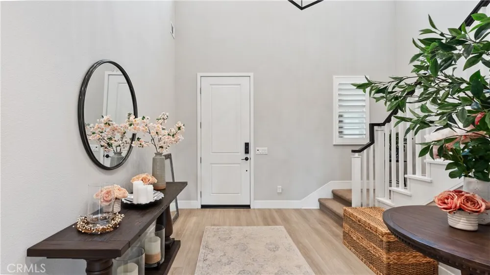 25041 Aspen Falls Canyon Country, CA 91387