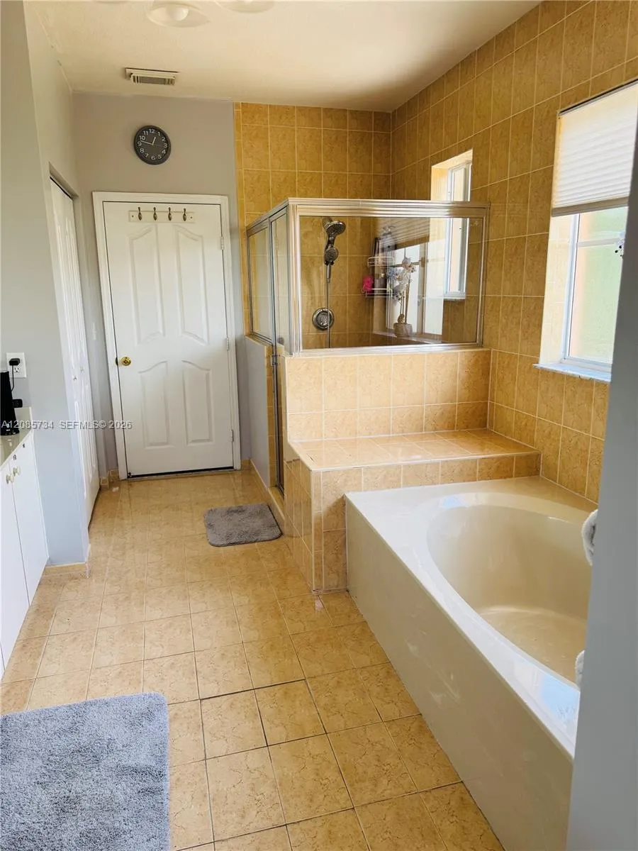 1240 NE 41st Pl Homestead, FL 33033