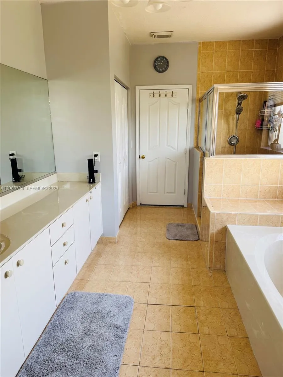 1240 NE 41st Pl Homestead, FL 33033
