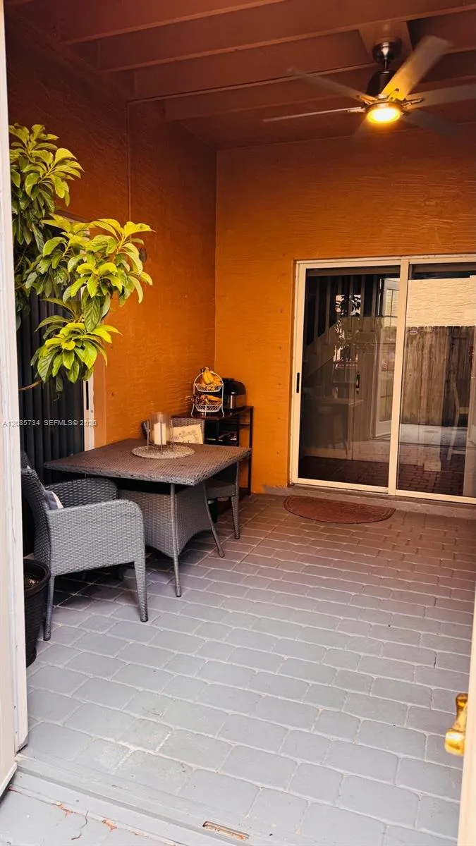 1240 NE 41st Pl Homestead, FL 33033