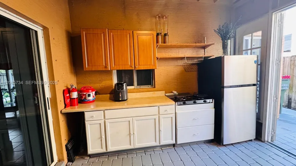 1240 NE 41st Pl Homestead, FL 33033