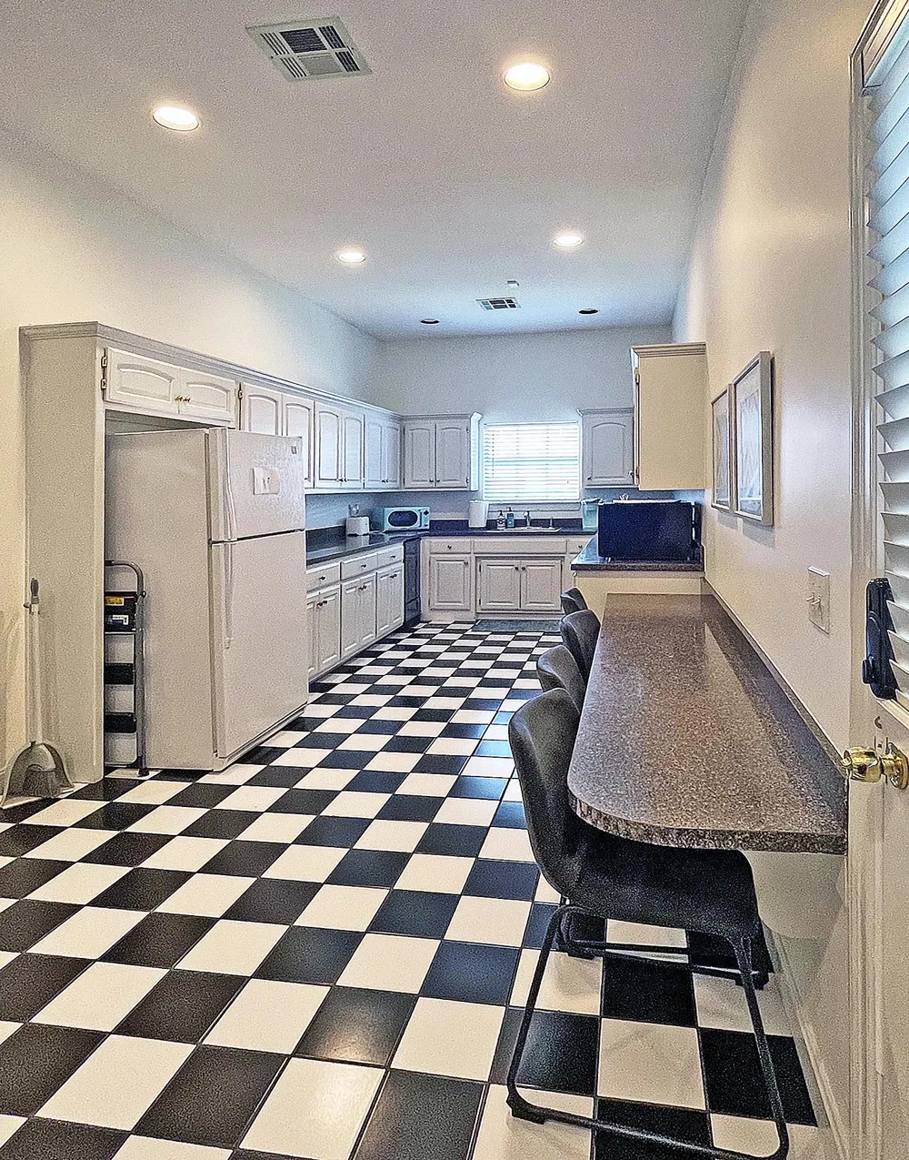 6846 S Trenton Avenue Tulsa, OK 74136