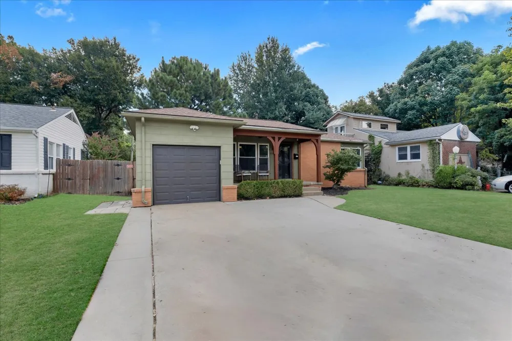 4937 S Quincy Avenue Tulsa, OK 74105