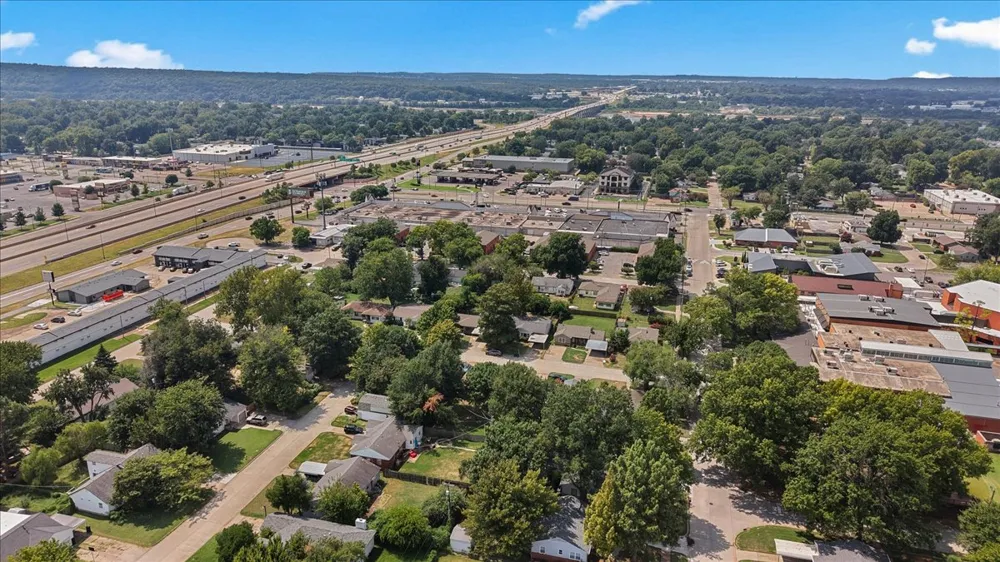 4937 S Quincy Avenue Tulsa, OK 74105