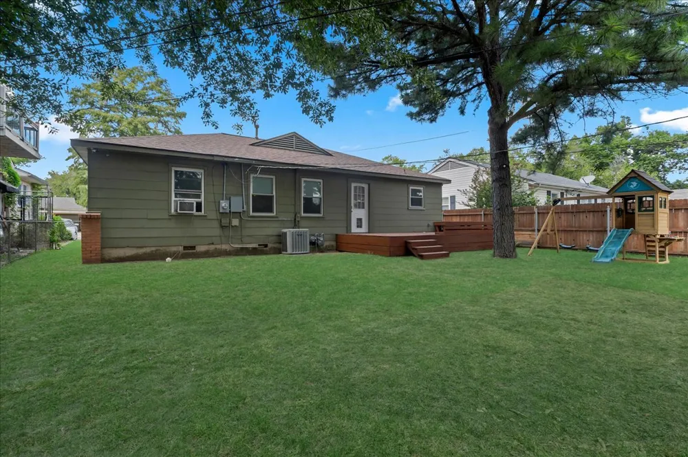 4937 S Quincy Avenue Tulsa, OK 74105