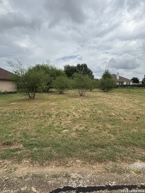 15516 FOX LN Selma, TX 78154