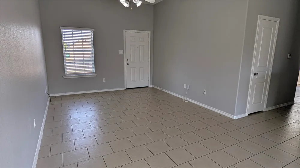 623 Antonio Lane Waxahachie, TX 75165
