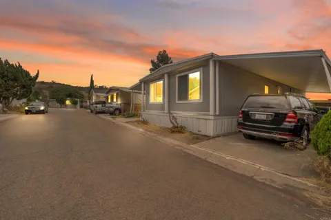 10767 Jamacha Boulevard #SPC 255
