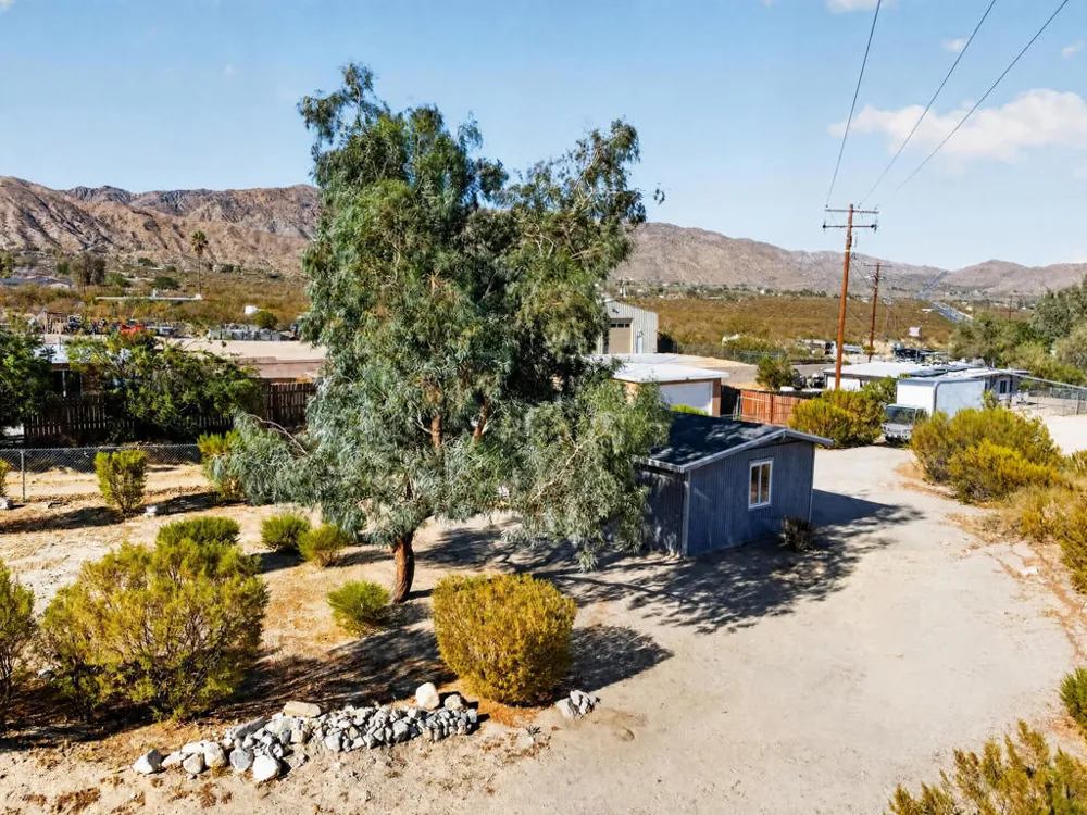 9495 Bella Vista Drive Morongo Valley, CA 92256