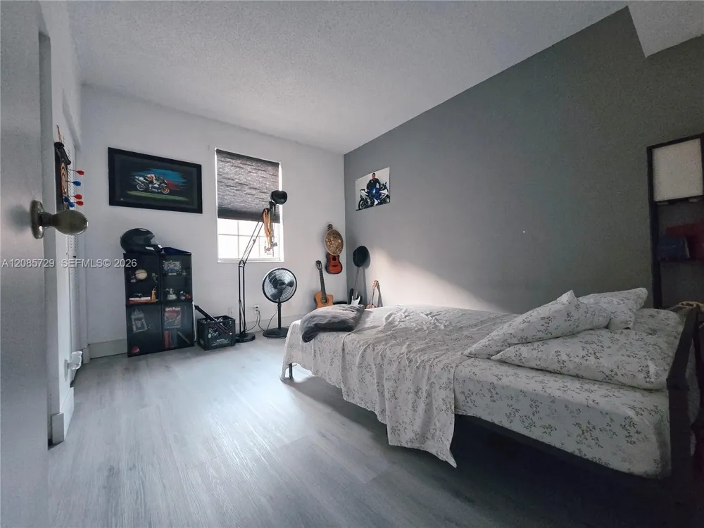1303 Presidio Dr #6-41 Weston, FL 33327