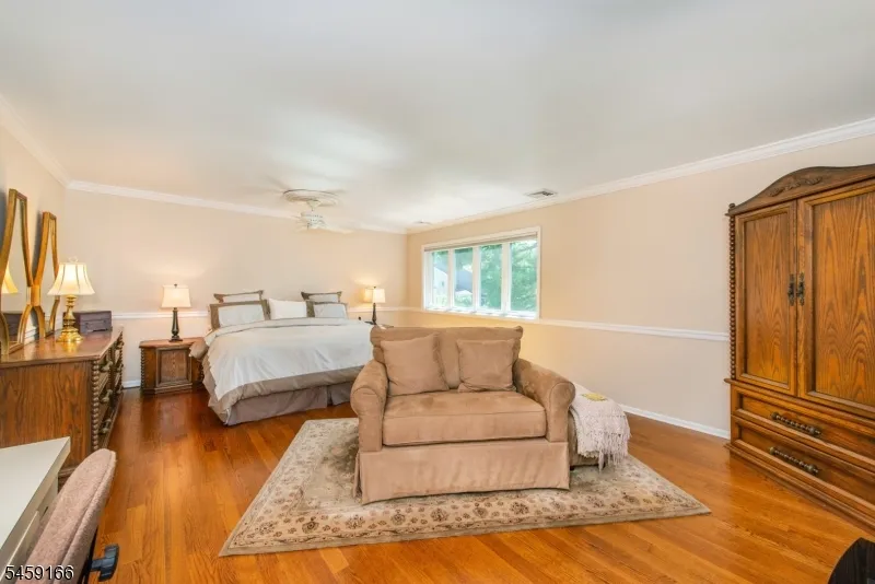 39 Chelsea Ct Madison, NJ 07940