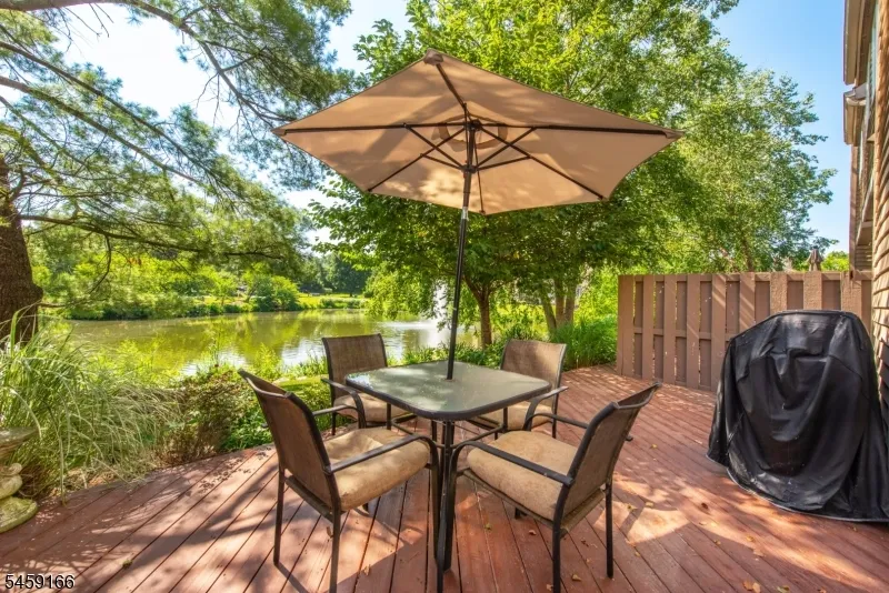 39 Chelsea Ct Madison, NJ 07940