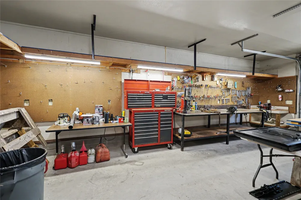 30850 S 550 ROAD Cookson, OK 74427