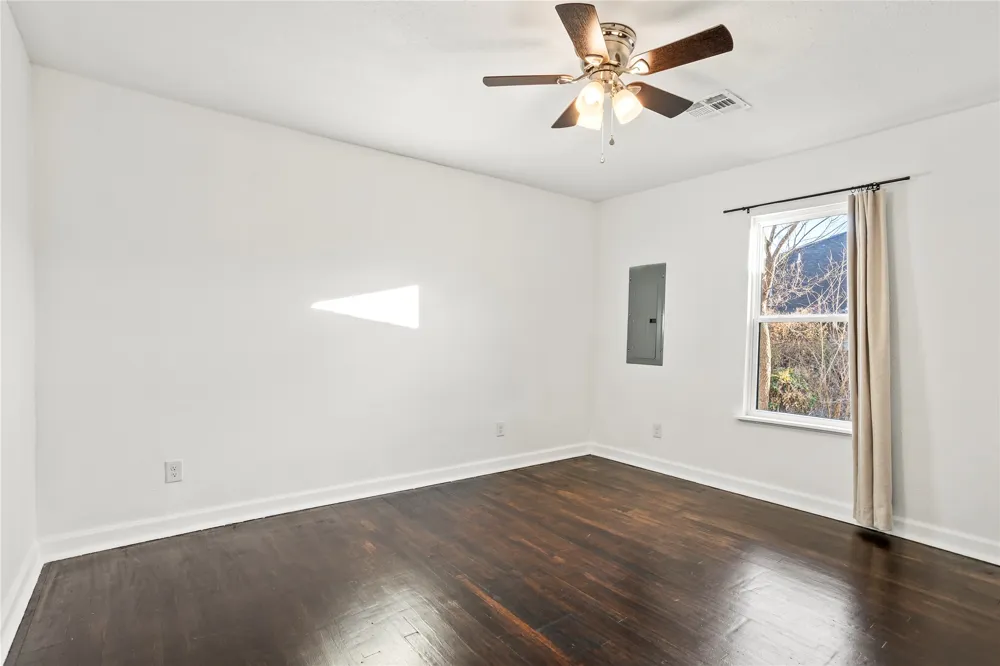 117 S Vann Street Pryor, OK 74361