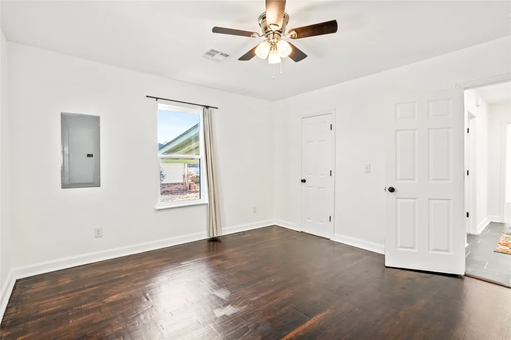 117 S Vann Street Pryor, OK 74361