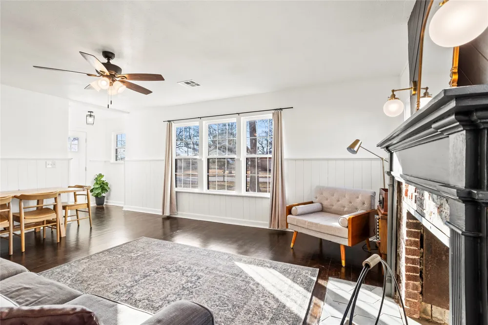 117 S Vann Street Pryor, OK 74361