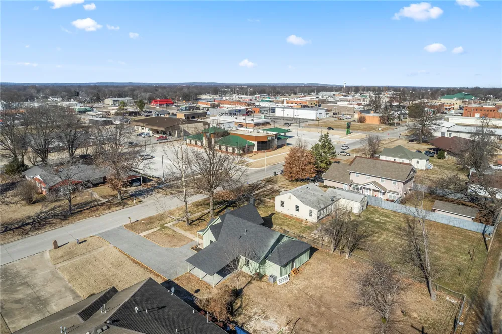 117 S Vann Street Pryor, OK 74361