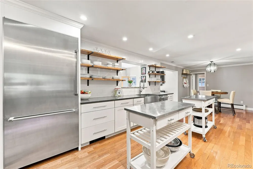 3804 S Elm Street Denver, CO 80237