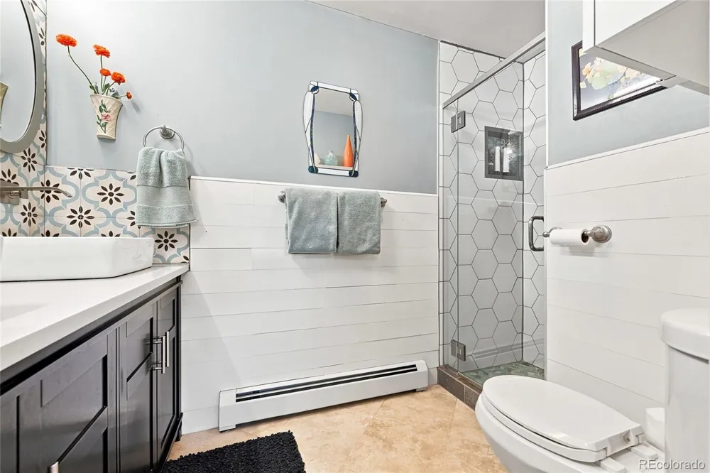3804 S Elm Street Denver, CO 80237