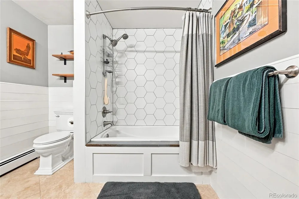 3804 S Elm Street Denver, CO 80237