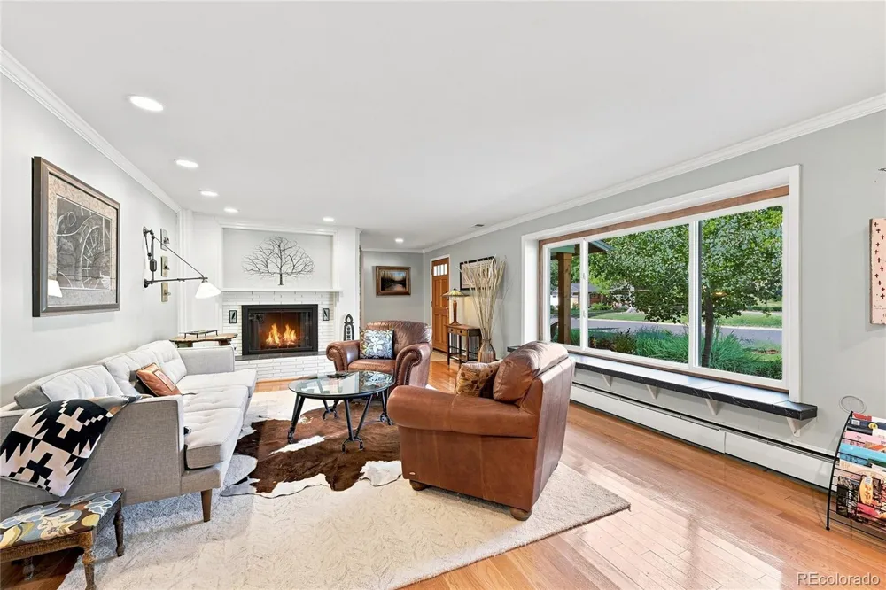 3804 S Elm Street Denver, CO 80237