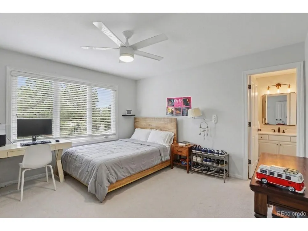 7499 S Genoa Circle Centennial, CO 80016